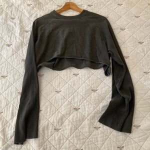 joah brown cropped raglan long sleeve